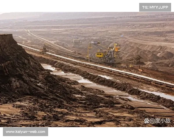 石拐区煤矿遗址赛道发生塌陷 紧急改道导致增加3公里爬坡困难